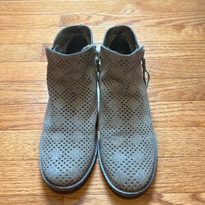 Ankle boots Dolce Vita